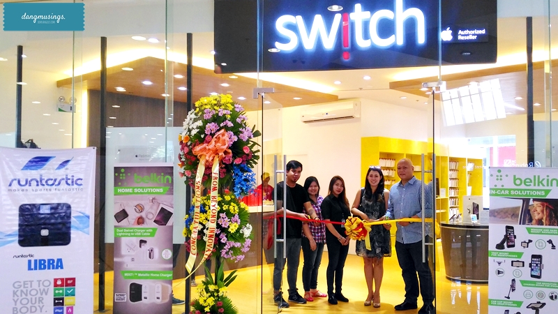 Switch team with Microsoft's Yvette dela Paz and Richard Javier